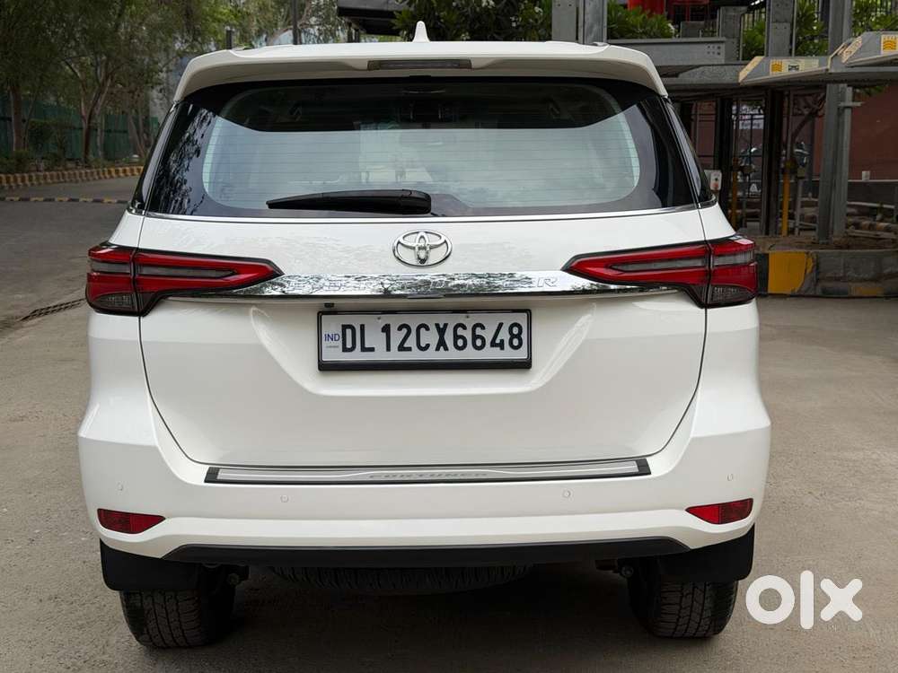 Toyota Fortuner 4x2 At 2.7 Petrol, 2024, Petrol