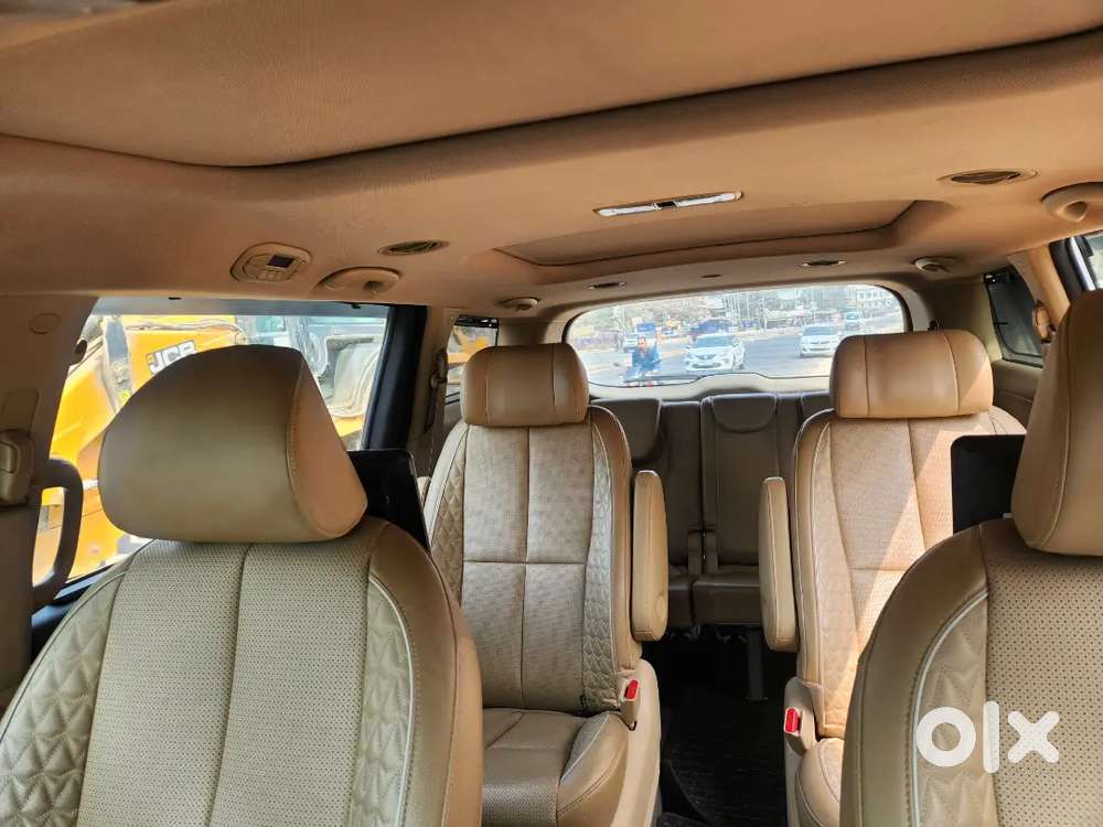 Kia Carnival Limousine Plus 2022 Diesel 51000 Km Driven