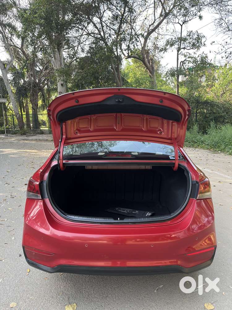 Hyundai Verna Vtvt 1.6 At Ex, 2018, Petrol