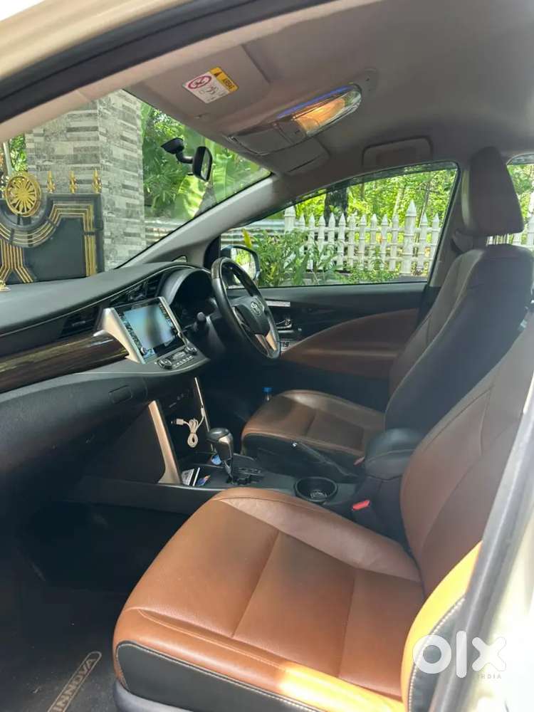 Toyota Innova Crysta 2022 Diesel Well Maintained