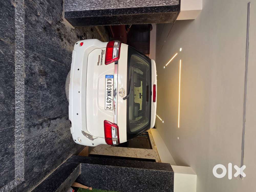 Toyota Fortuner Diesel 2011