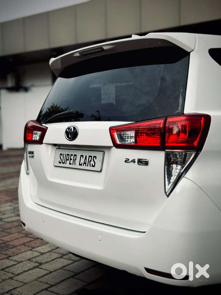 Toyota Innova Crysta [2020-ongoing] 2.7 Gx Mt 7 Str, 2017, Diesel