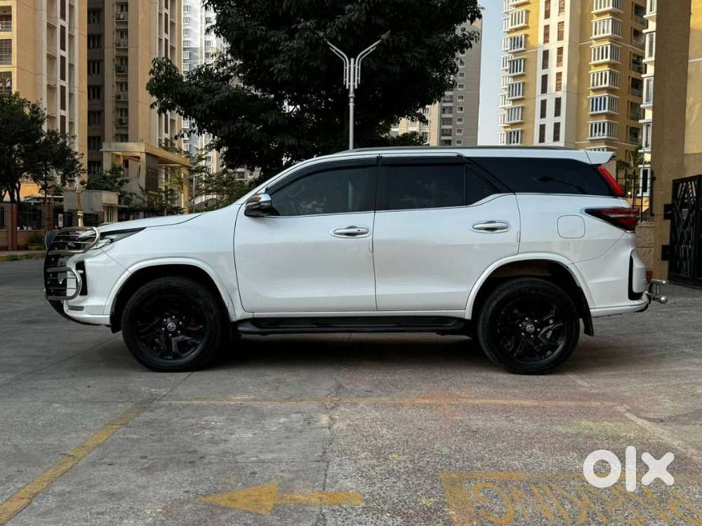 Toyota Fortuner 2.8 Gr-s, 2023, Diesel