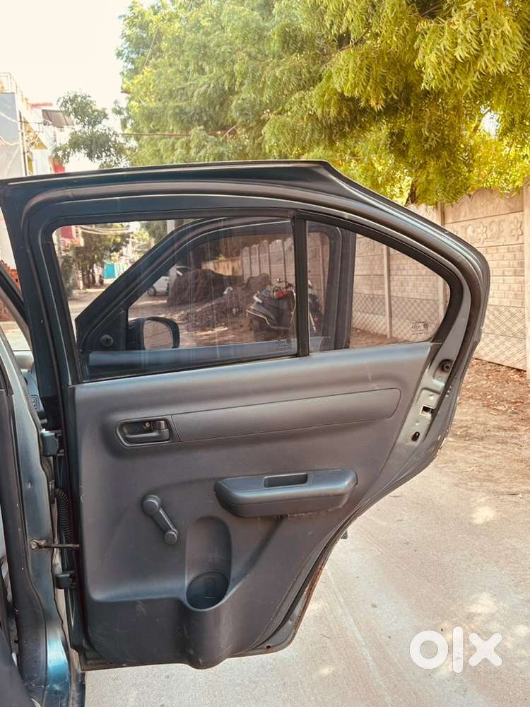 Maruti Suzuki Swift Dzire 2010 (7200)single Owner (573747)good Condion