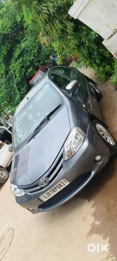 Toyota Etios 1.5 V 2016