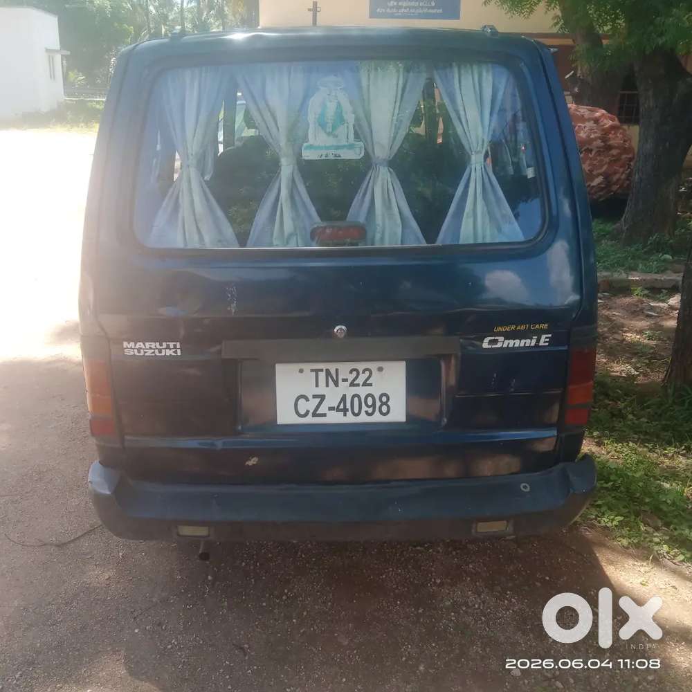 2011 Maruti Suzuki Omni 8-seater