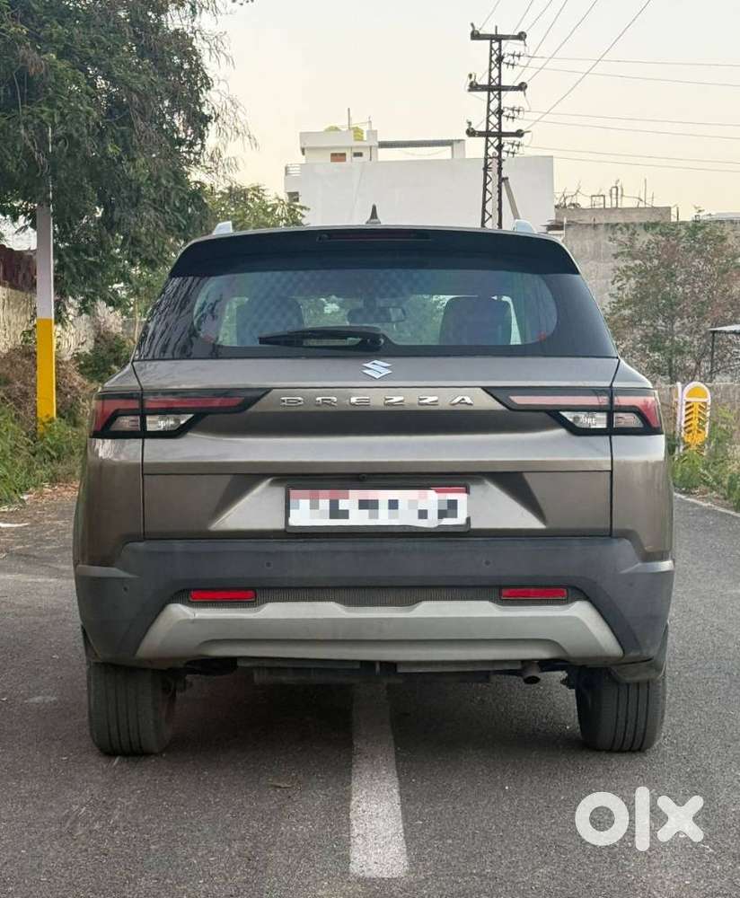 Maruti Suzuki Brezza Zxi S-cng, 2024, Cng & Hybrids