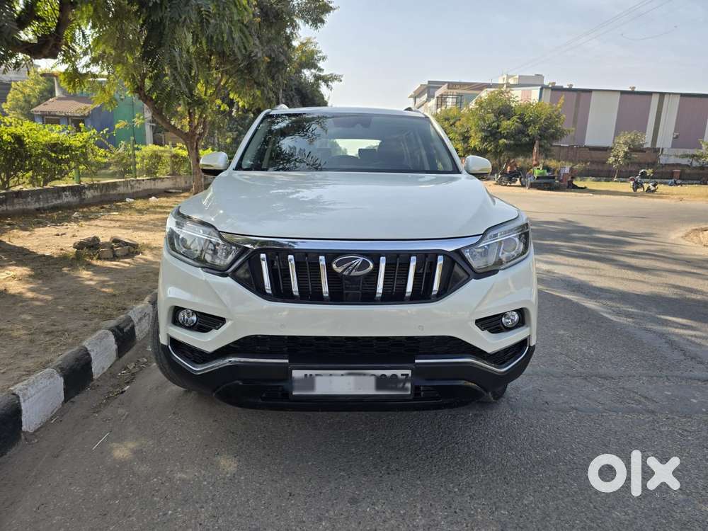 Mahindra Alturas G4 4x2 At, 2019, Diesel