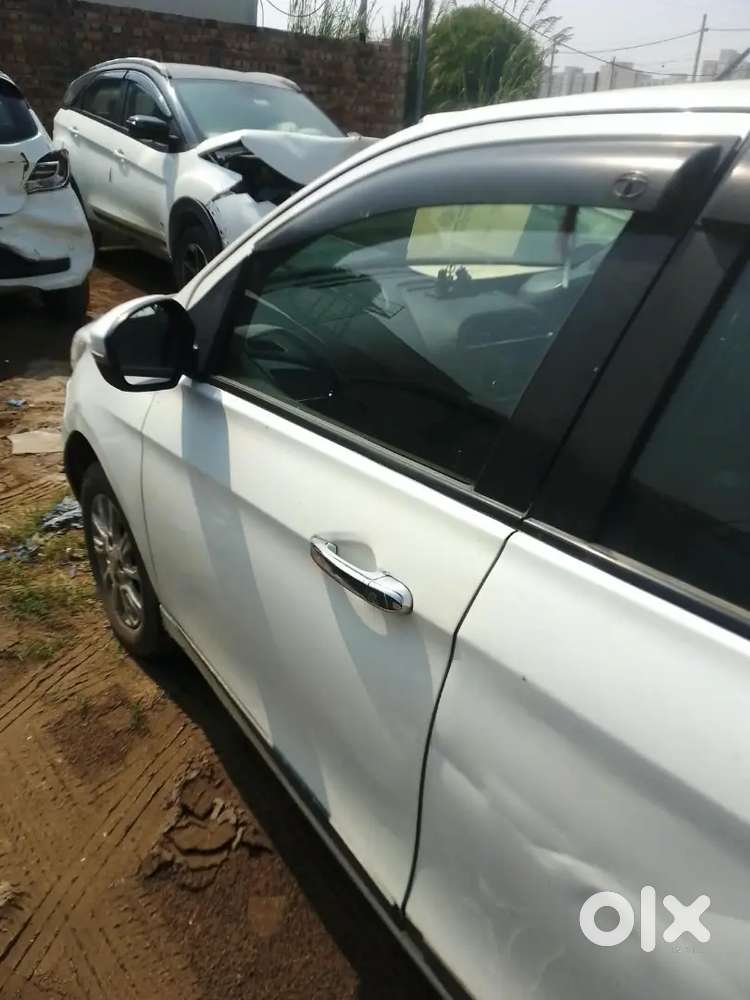 Tata Tiago Xza Plus 2018 Petrol Amt