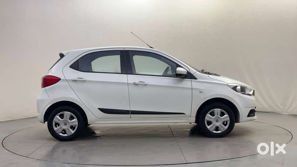 Tata Tiago 1.2 Revotron Xt, 2016, Petrol