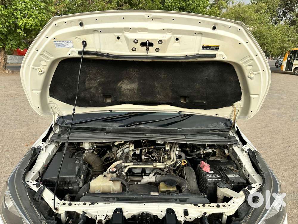 Toyota Innova Crysta 2.4 Gx Mt, 2019, Diesel