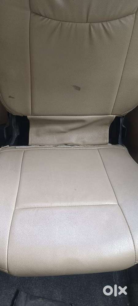 Mahindra Tuv 300 T8, 2015, Diesel