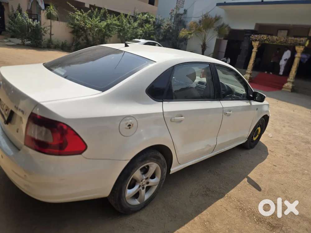 Skoda Rapid 2015 Model