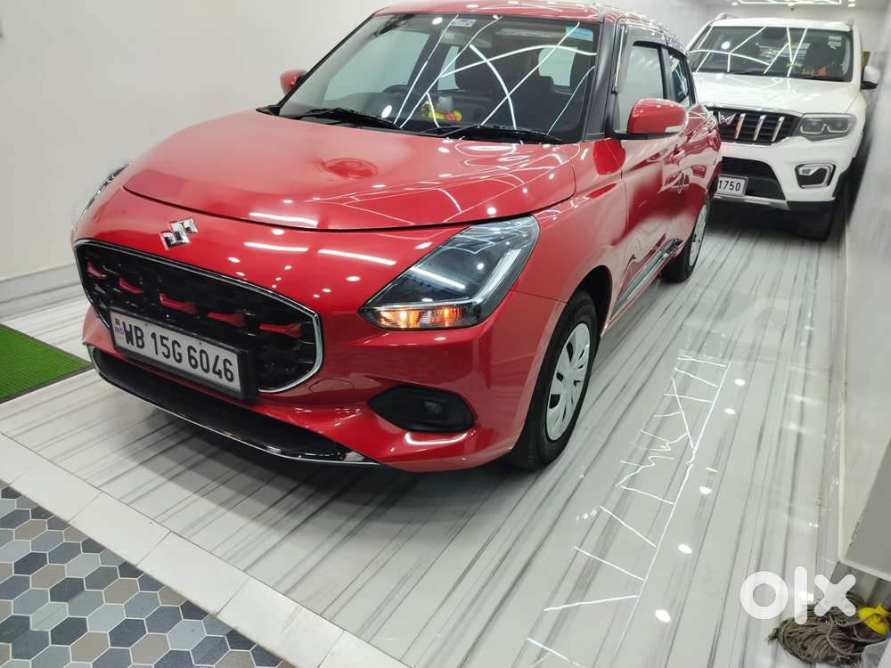 Maruti Suzuki Swift Vxi + Manual, 2025, Petrol