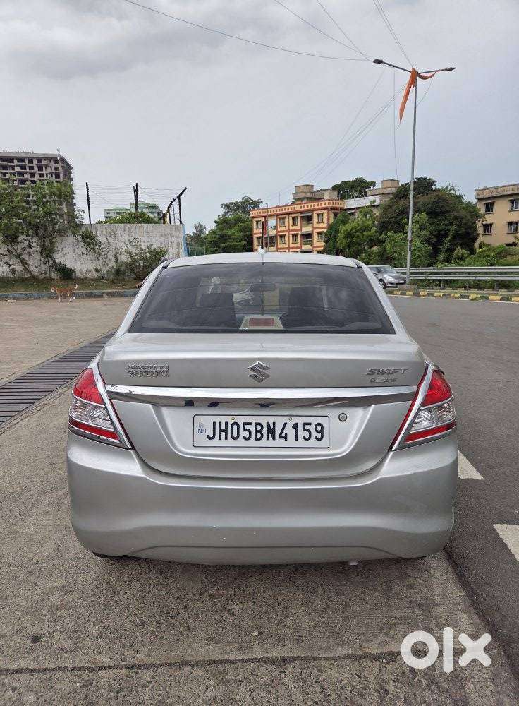 Maruti Suzuki Swift Dzire Vxi Optional, 2016, Petrol
