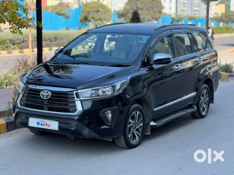 Toyota Innova Crysta