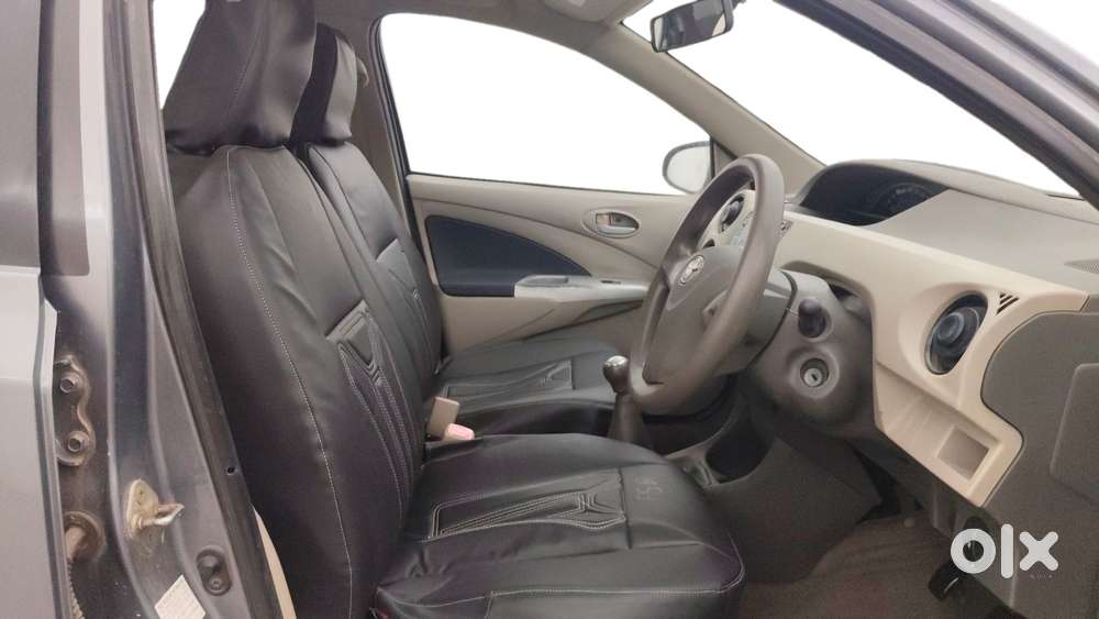 Toyota Etios Liva 2013-2014 G, 2013, Petrol