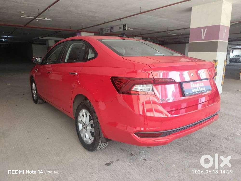 Skoda Slavia 1.0 Tsi Style At, 2025, Petrol