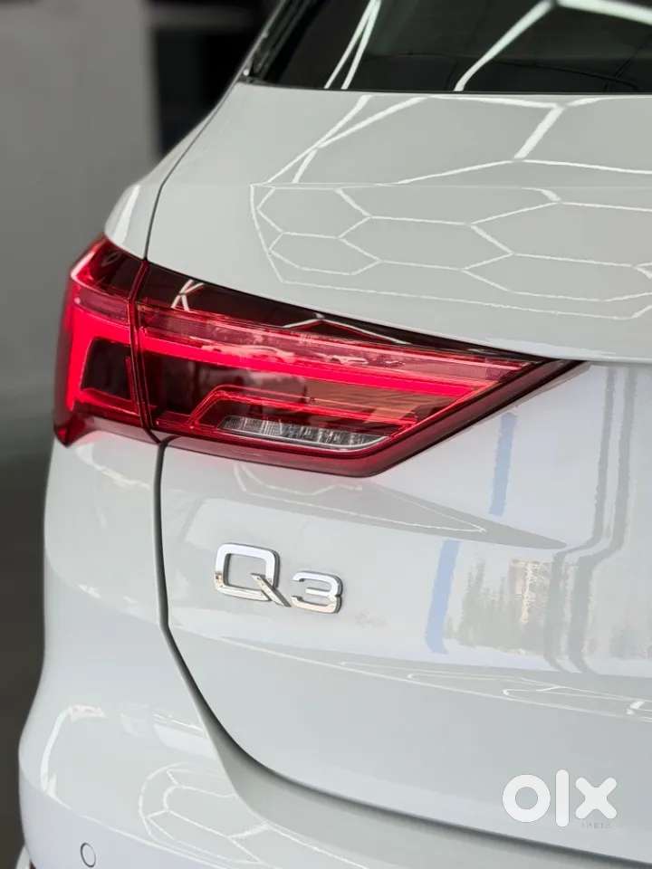 Audi Q3 40 Tfsi Premium Plus, 2023, Petrol
