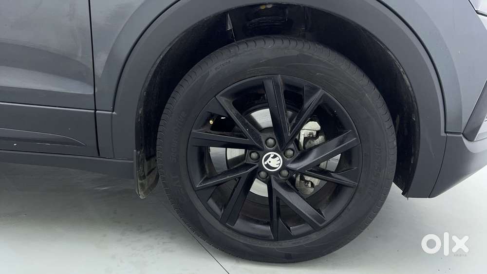 Skoda Kushaq 1.0 Tsi Style At, 2025, Petrol