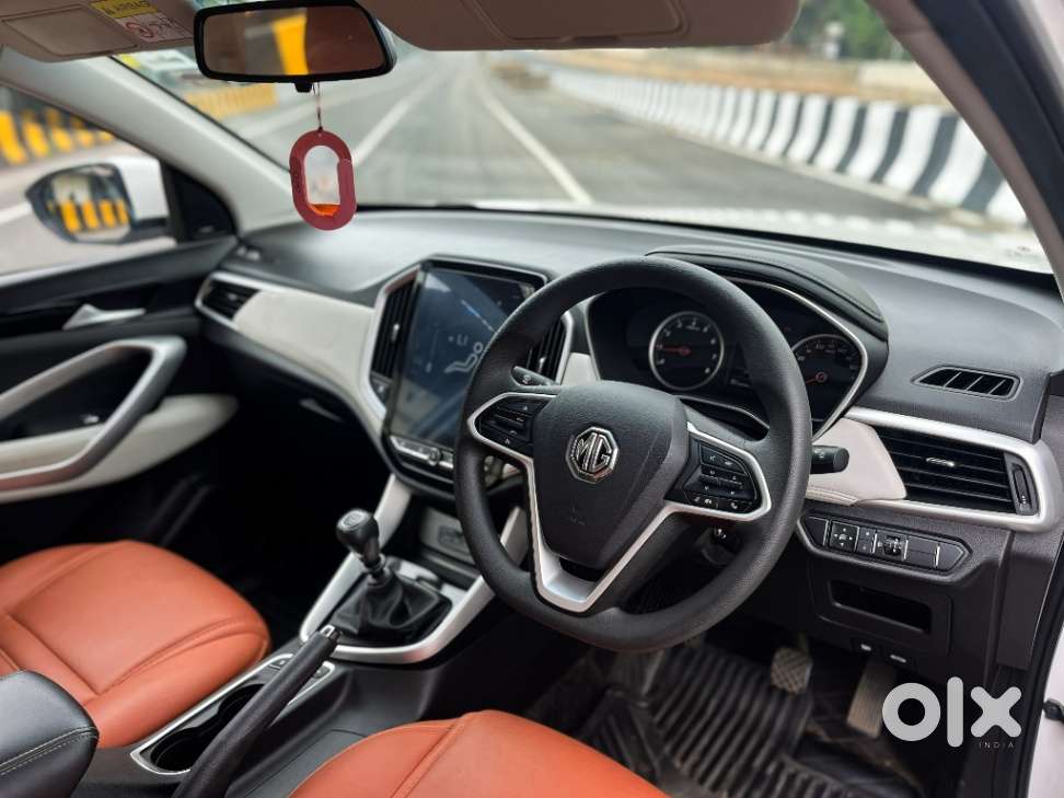Mg Hector Plus, 2021, Petrol