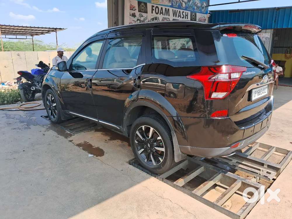 Mahindra Xuv500 2018 Diesel Well Maintained And Good Condition .
