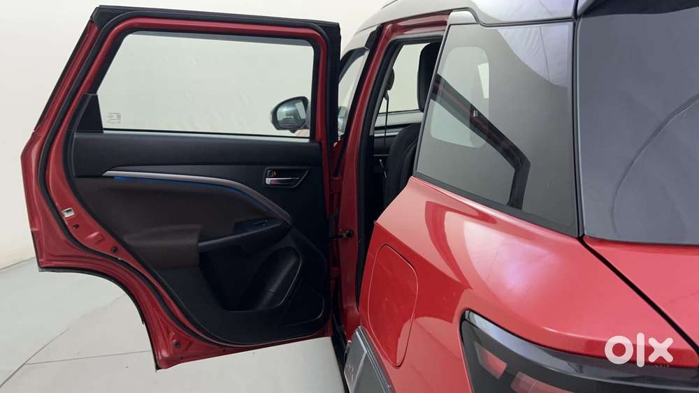 Maruti Suzuki Vitara Brezza 1.5 Zxi Plus At Dual Tone, 2023, Petrol