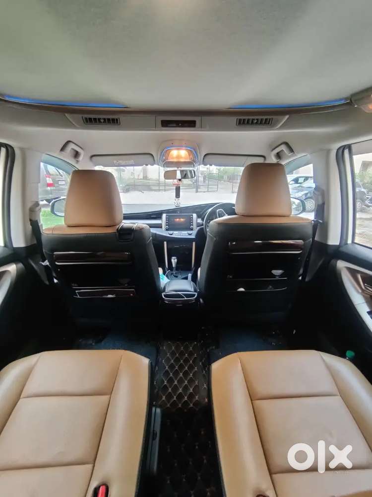 Toyota Innova Crysta 2022 Diesel Auto 2.4 Zx