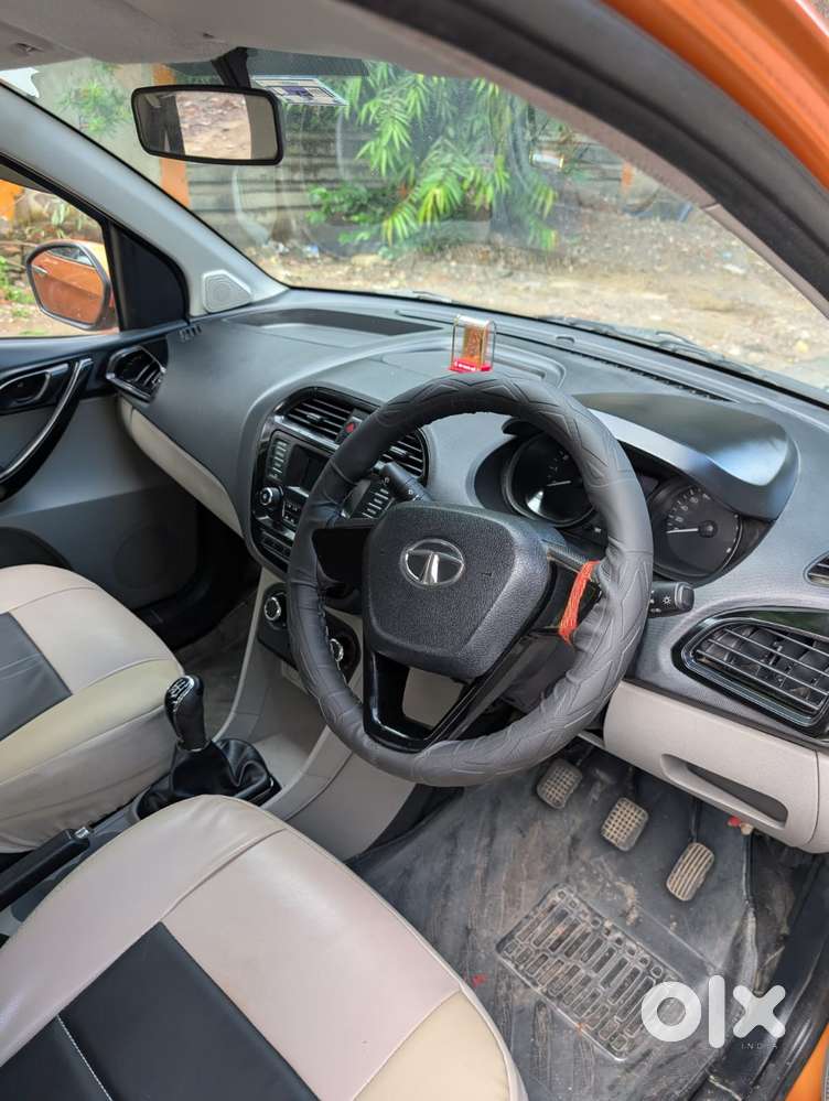 Tata Tiago 1.2 Revotron Xt, 2018, Petrol