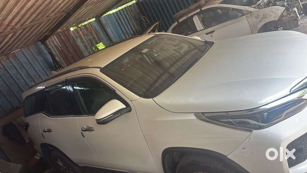 Toyota Fortuner 4x2 Mt 2.8 Diesel, 2021, Diesel