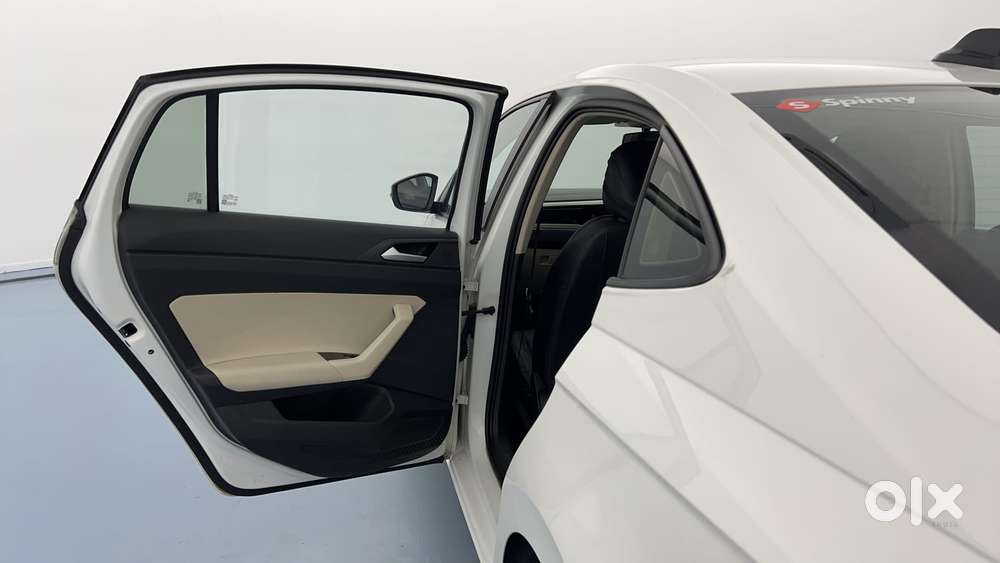 Volkswagen Virtus Highline Plus 1.0 Tsi At, 2022, Petrol