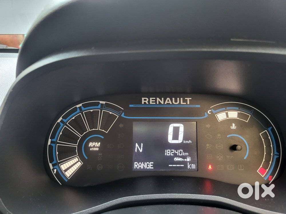 Renault Kwid 1.0 Rxt (o) Easy-r, 2024, Petrol