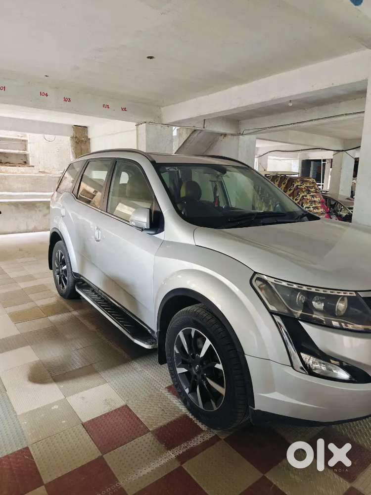 Mahindra Xuv500 W11 (o) Diesel