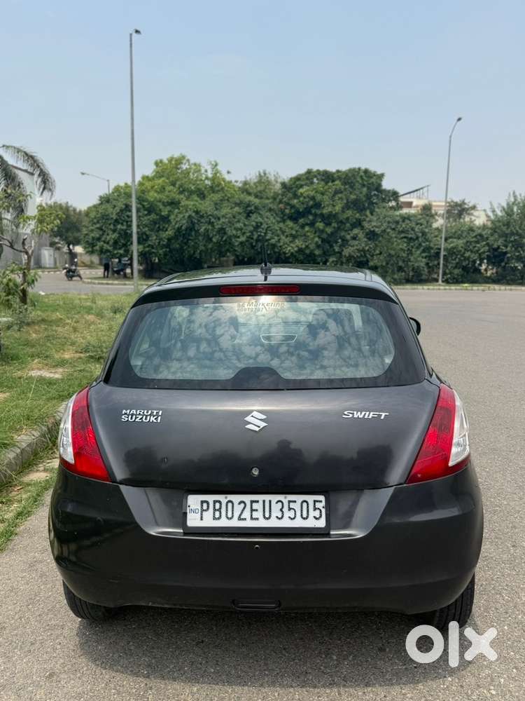 Swift Diesel 2015 85000km Driven