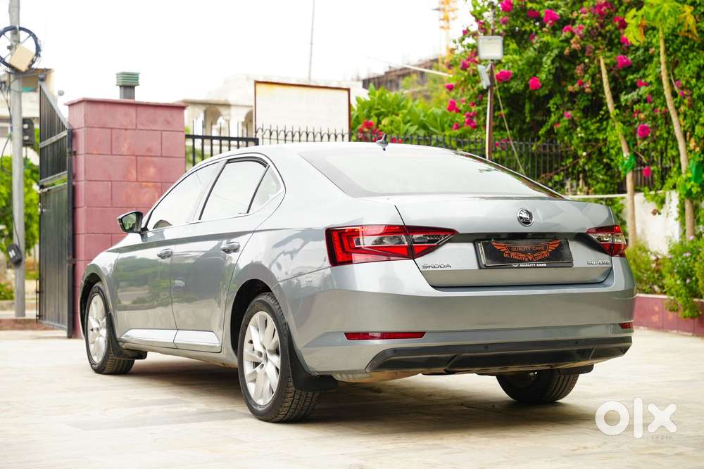Skoda Superb Lk 1.8 Tsi At, 2018, Petrol