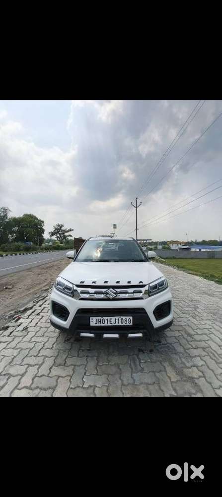 Maruti Suzuki Brezza Vxi At, 2021, Petrol