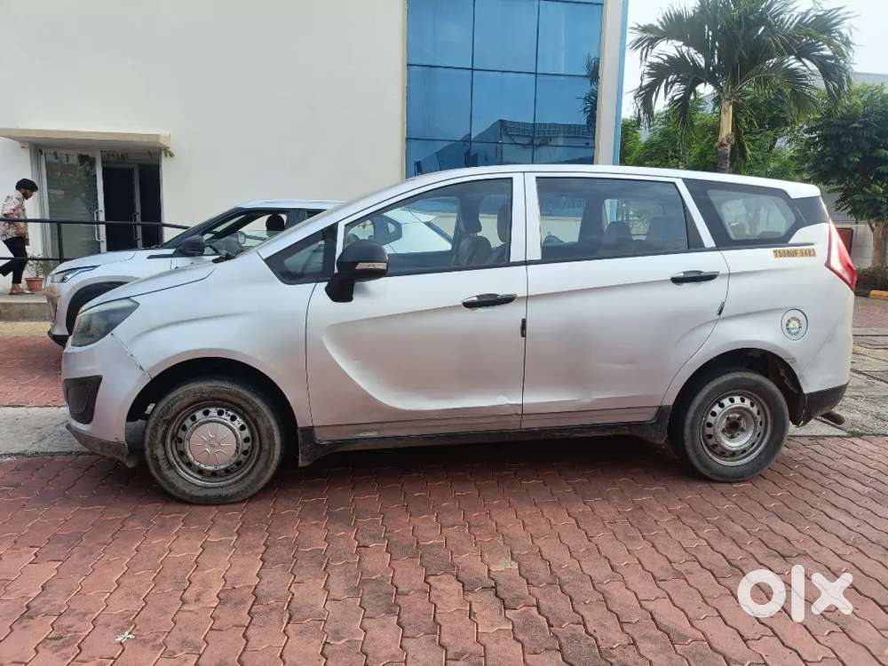 Mahindra Marazzo Diesel 2019