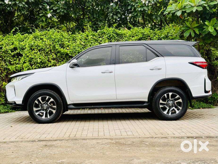Toyota Fortuner Legender 4x2 At 2.8, 2024, Diesel