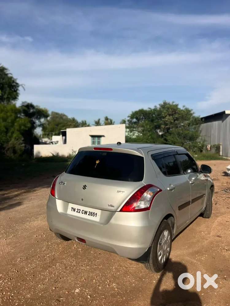 Maruti Suzuki Swift 2012