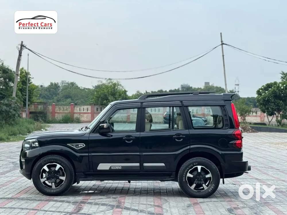 Mahindra Scorpio Classic, 2022, Diesel