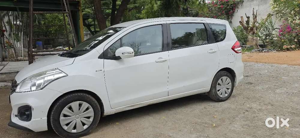 Maruti Suzuki Ertiga 2017 Diesel 104000 Km Driven