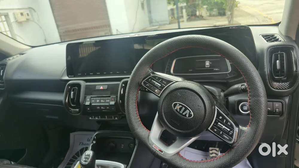 Kia Sonet 2021 Petrol Well Maintained