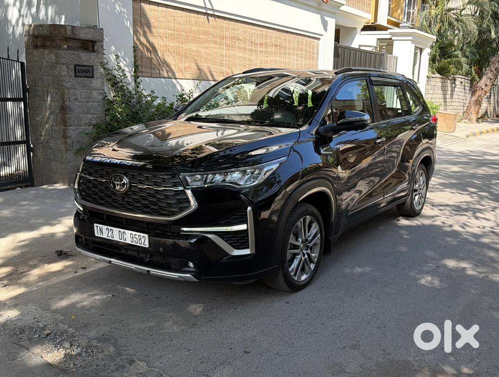 Toyota Innova Hycross Zx(o), 2023, Diesel