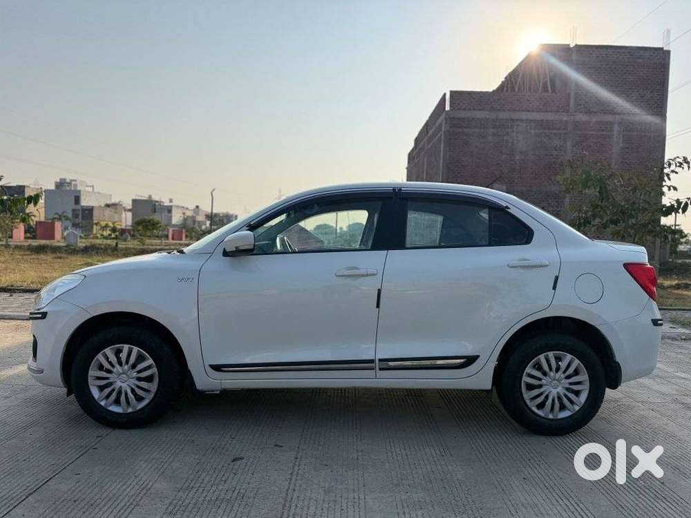 Maruti Suzuki Dzire 1.2 Vxi, 2019, Petrol