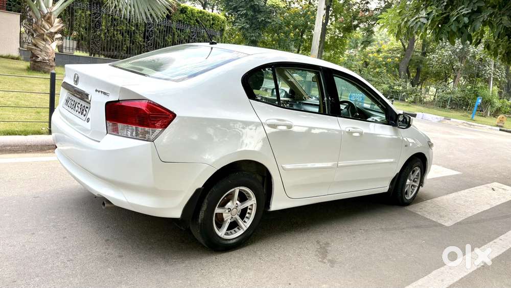 Honda City V Inspire, 2011, Petrol