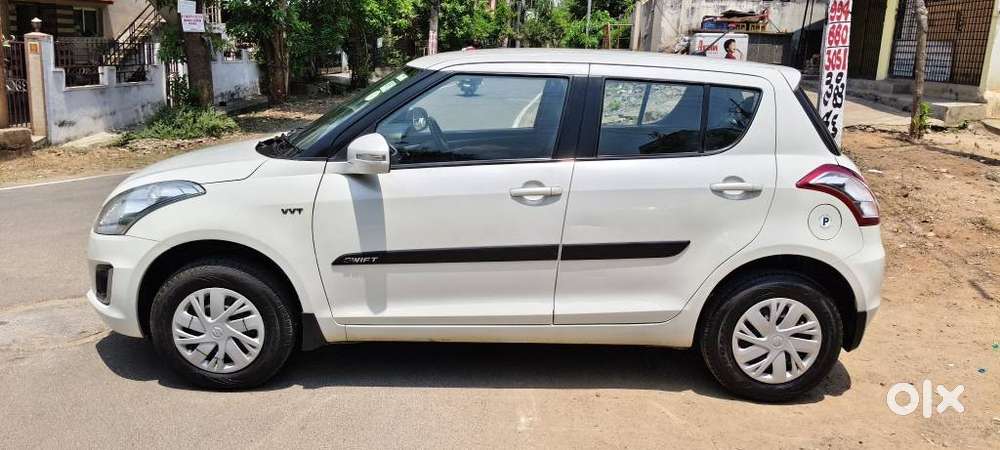 Maruti Suzuki Swift 1.2 Vxi (o), 2016, Petrol
