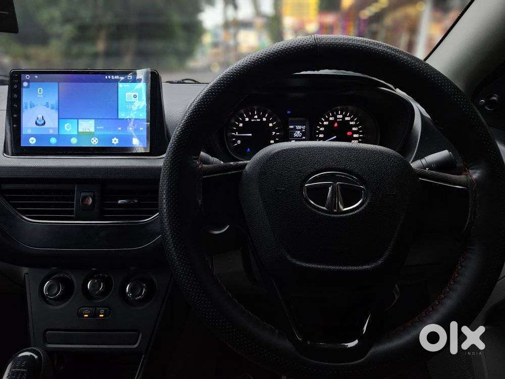 Tata Nexon 1.2 Revotron Xe, 2017, Petrol