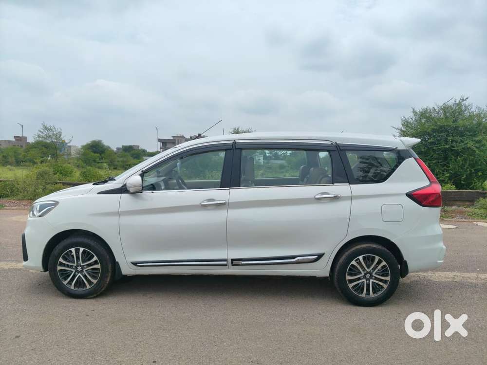 Maruti Suzuki Ertiga 1.5 Vxi, 2022, Petrol