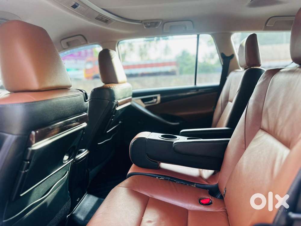 Toyota Innova Crysta 2.8z Automatic, 2017, Diesel