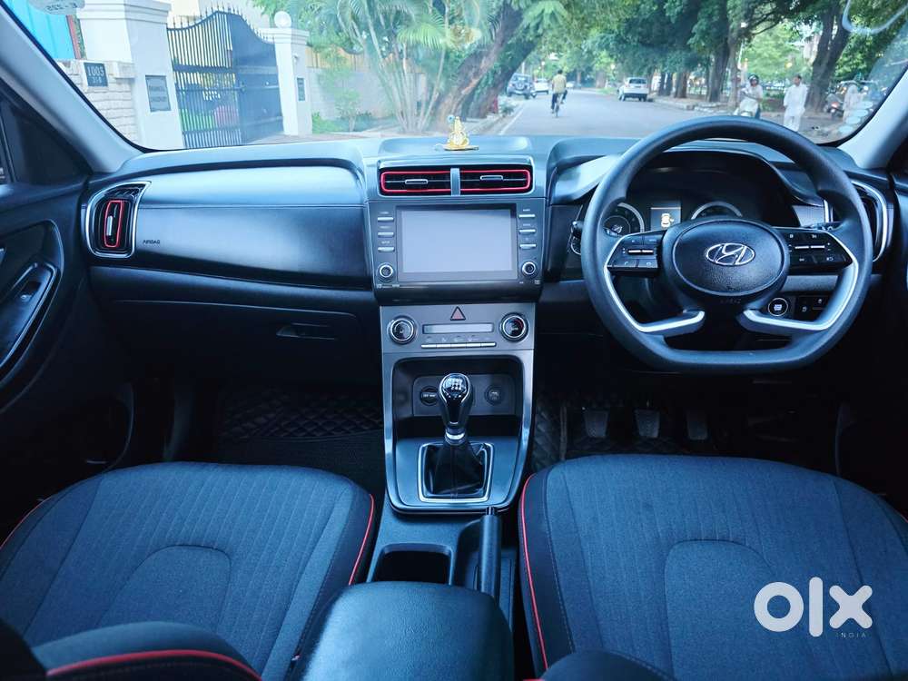 Hyundai Creta 1.5 S Plus Knight Petrol Dual Tone, 2023, Petrol